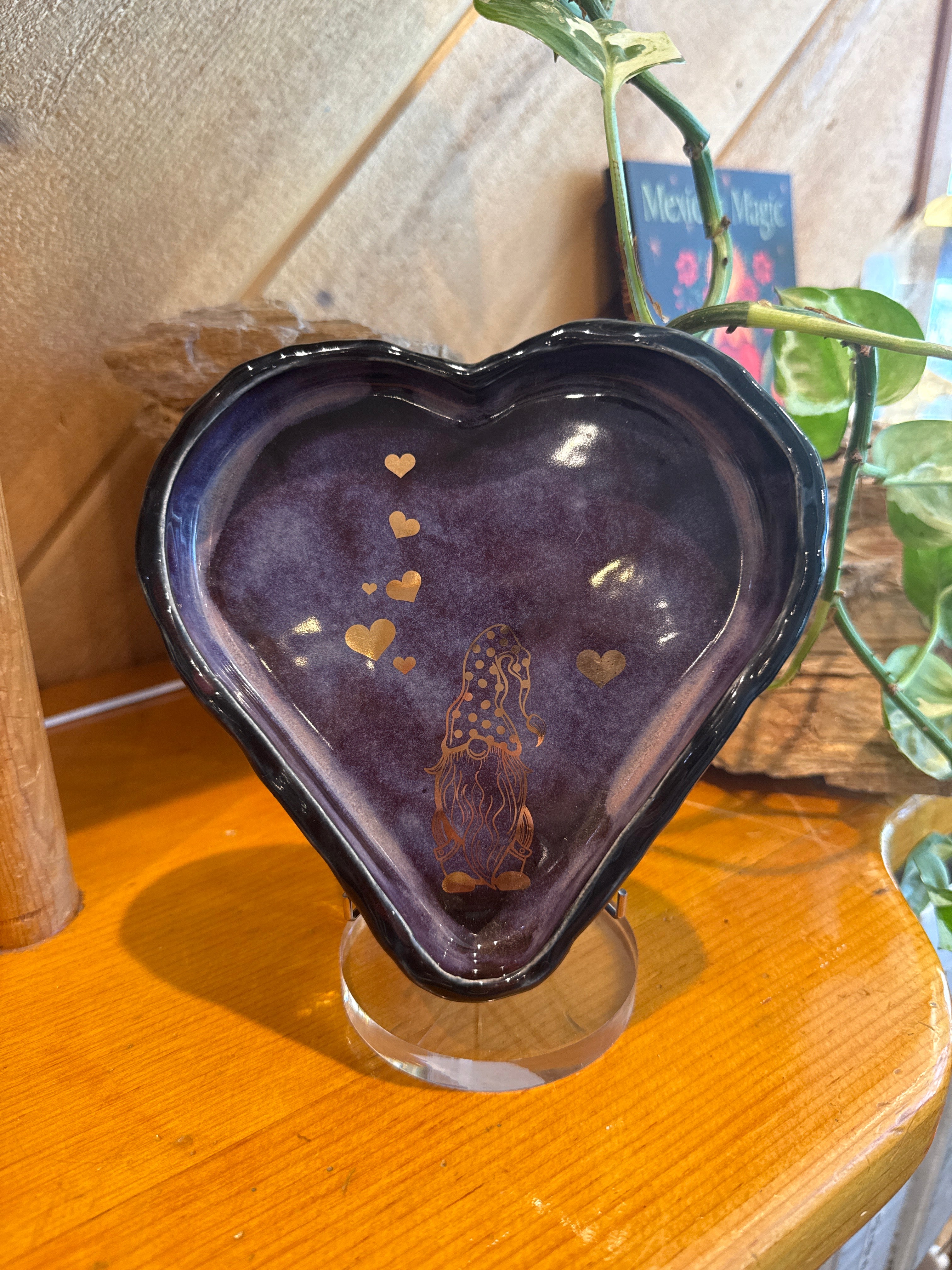 Gnome Plate